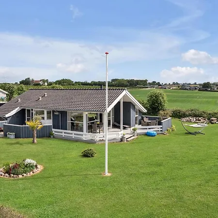 3 Bedroom In בית נופש *