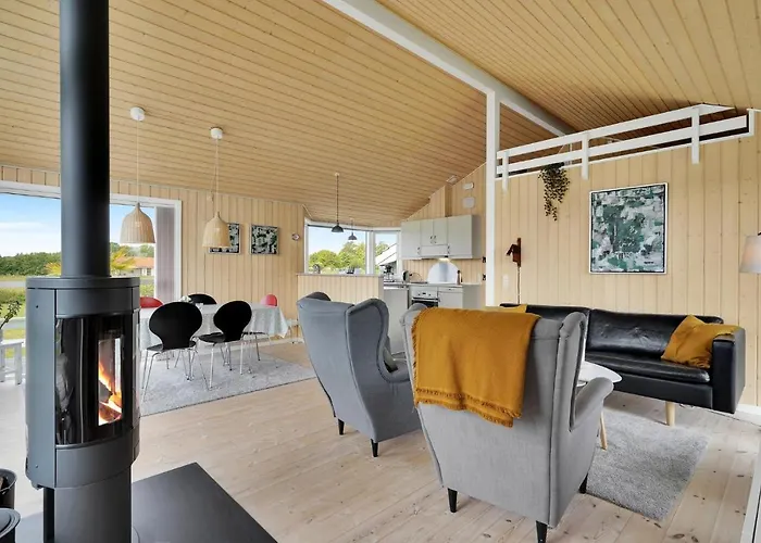 3 Bedroom In פאבורג